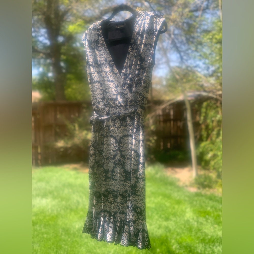Sz: 8,Wedding Guest/baby shower/ party dress with removable sash, ruffle bottom